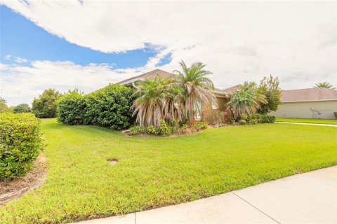 Villa ou maison à vendre à New Smyrna Beach, Floride: 3 chambres, 254.92 m2 № 2371513 - photo 13