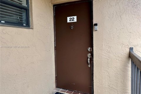 Copropriété à louer à Miami, Floride: 2 chambres, 69.68 m2 № 1983620 - photo 21