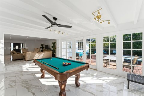 Villa ou maison à louer à Hollywood, Floride: 4 chambres, 226.59 m2 № 1984458 - photo 11