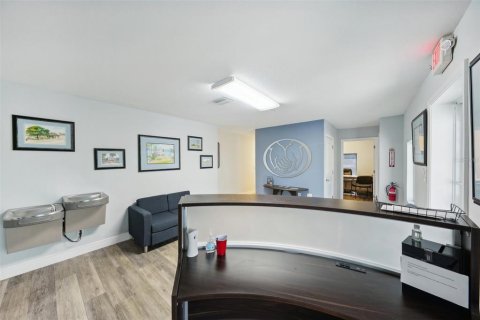 Commercial property in Saint Petersburg, Florida 201.04 sq.m. № 1318520 - photo 26