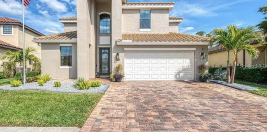 Villa ou maison à Venice, Floride 5 chambres, 305.18 m2 № 1743798