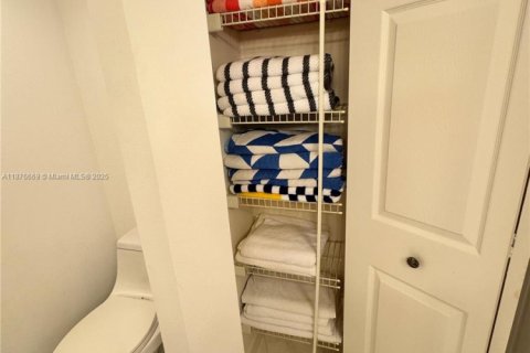 Copropriété à louer à Aventura, Floride: 2 chambres, 109.72 m2 № 1922173 - photo 22