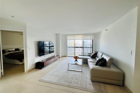 Copropriété à louer à Aventura, Floride: 2 chambres, 109.72 m2 № 1922173 - photo 3