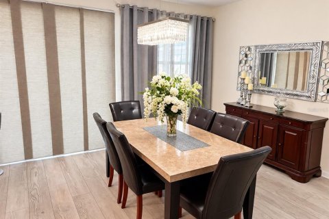 Villa ou maison à vendre à Clermont, Floride: 4 chambres, 225.29 m2 № 2388586 - photo 10
