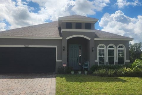 House in DeLand, Florida 4 bedrooms, 195.09 sq.m. № 2279880