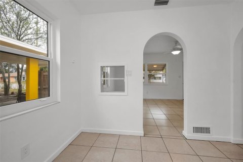 House in Clearwater, Florida 2 bedrooms, 89 sq.m. № 1658061 - photo 20