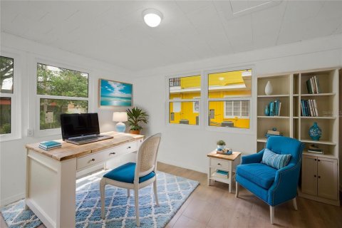House in Clearwater, Florida 2 bedrooms, 89 sq.m. № 1658061 - photo 23