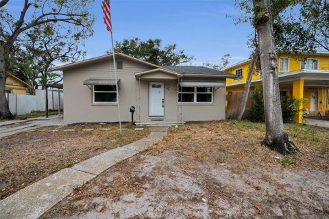 House in Clearwater, Florida 2 bedrooms, 89 sq.m. № 1658061 - photo 4
