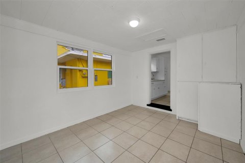 House in Clearwater, Florida 2 bedrooms, 89 sq.m. № 1658061 - photo 26