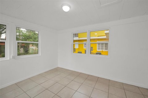 House in Clearwater, Florida 2 bedrooms, 89 sq.m. № 1658061 - photo 24