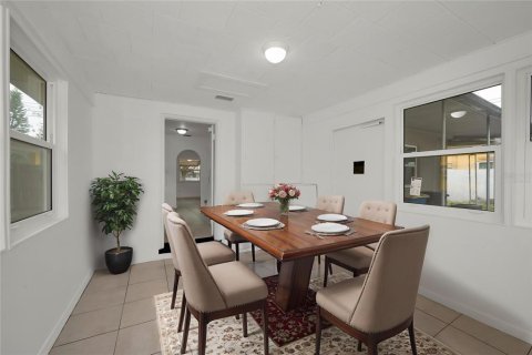 House in Clearwater, Florida 2 bedrooms, 89 sq.m. № 1658061 - photo 29