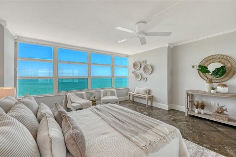 Copropriété à vendre à Sarasota, Floride: 2 chambres, 144.46 m2 № 2100745 - photo 18