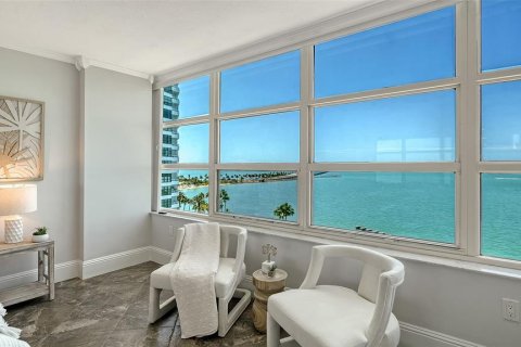 Copropriété à vendre à Sarasota, Floride: 2 chambres, 144.46 m2 № 2100745 - photo 6