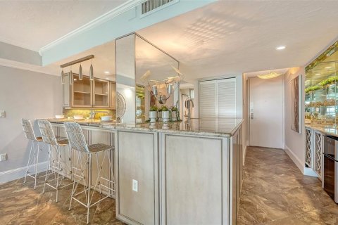 Copropriété à vendre à Sarasota, Floride: 2 chambres, 144.46 m2 № 2100745 - photo 13