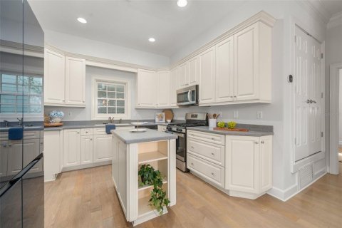 Casa en venta en Gainesville, Florida, 4 dormitorios, 253.99 m2 № 2428672 - foto 13