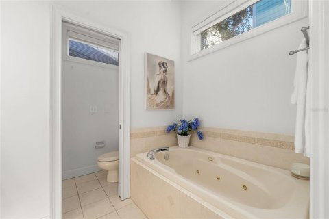 Casa en venta en Gainesville, Florida, 4 dormitorios, 253.99 m2 № 2428672 - foto 19