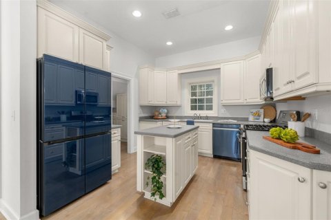 Casa en venta en Gainesville, Florida, 4 dormitorios, 253.99 m2 № 2428672 - foto 10