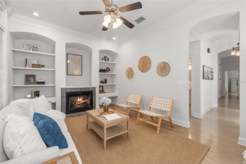 Casa en venta en Gainesville, Florida, 4 dormitorios, 253.99 m2 № 2428672 - foto 6