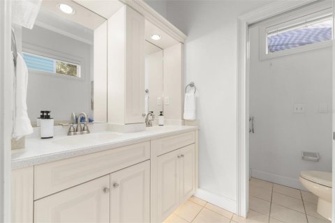 Casa en venta en Gainesville, Florida, 4 dormitorios, 253.99 m2 № 2428672 - foto 18