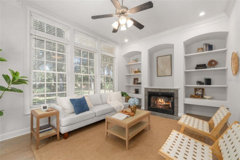 Casa en venta en Gainesville, Florida, 4 dormitorios, 253.99 m2 № 2428672 - foto 5