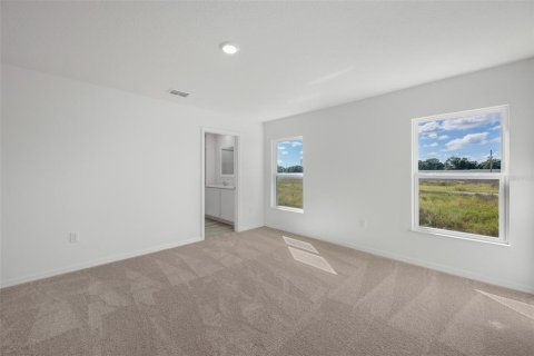 House in Poinciana, Florida 5 bedrooms, 208.47 sq.m. № 2218640 - photo 18