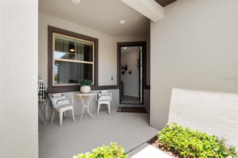 House in Apollo Beach, Florida 3 bedrooms, 147.16 sq.m. № 1658448 - photo 7