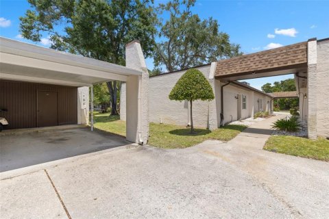 Condo in Palm Harbor, Florida, 1 bedroom  № 1828620 - photo 1