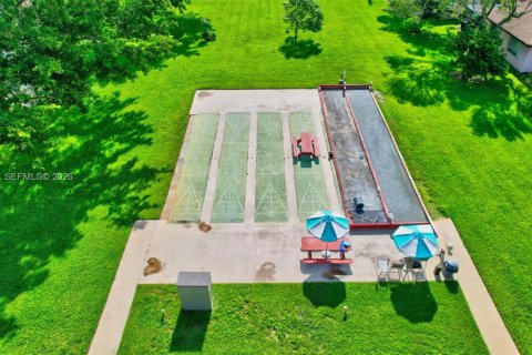 Condo in Delray Beach, Florida, 2 bedrooms № 2244269 - photo 26