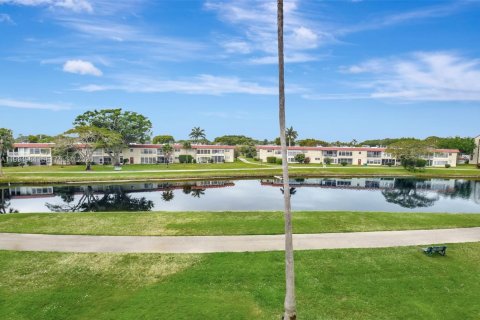 Condo in Delray Beach, Florida, 2 bedrooms № 2244269 - photo 25