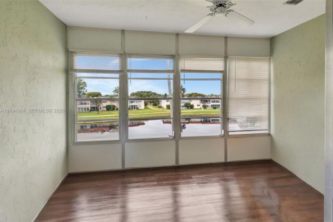 Condo in Delray Beach, Florida, 2 bedrooms № 2244269 - photo 6
