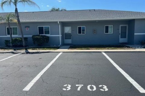 Condominio en venta en Lake Suzy, Florida, 2 dormitorios, 80.64 m2 № 1586296 - foto 11