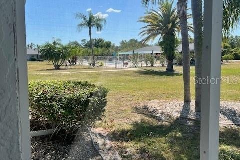 Condominio en venta en Lake Suzy, Florida, 2 dormitorios, 80.64 m2 № 1586296 - foto 10