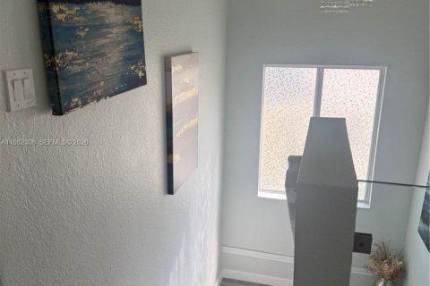 House in Homestead, Florida 4 bedrooms, 163.69 sq.m. № 1973475 - photo 16