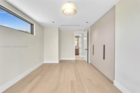Casa en venta en Miami Beach, Florida, 4 dormitorios, 357.67 m2 № 2189347 - foto 23