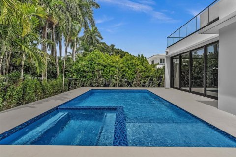 Casa en venta en Miami Beach, Florida, 4 dormitorios, 357.67 m2 № 2189347 - foto 27