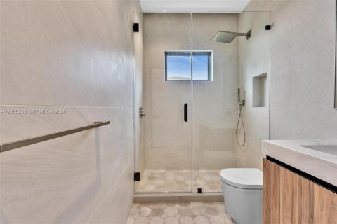Casa en venta en Miami Beach, Florida, 4 dormitorios, 357.67 m2 № 2189347 - foto 15