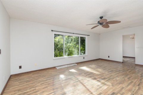 House in Longwood, Florida 3 bedrooms, 184.32 sq.m. № 1911049 - photo 4