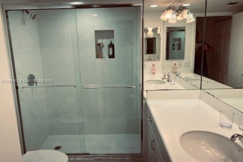 Copropriété à louer à Aventura, Floride: 2 chambres, 125.42 m2 № 1960079 - photo 7