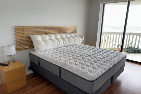 Copropriété à louer à Aventura, Floride: 2 chambres, 125.42 m2 № 1960079 - photo 16