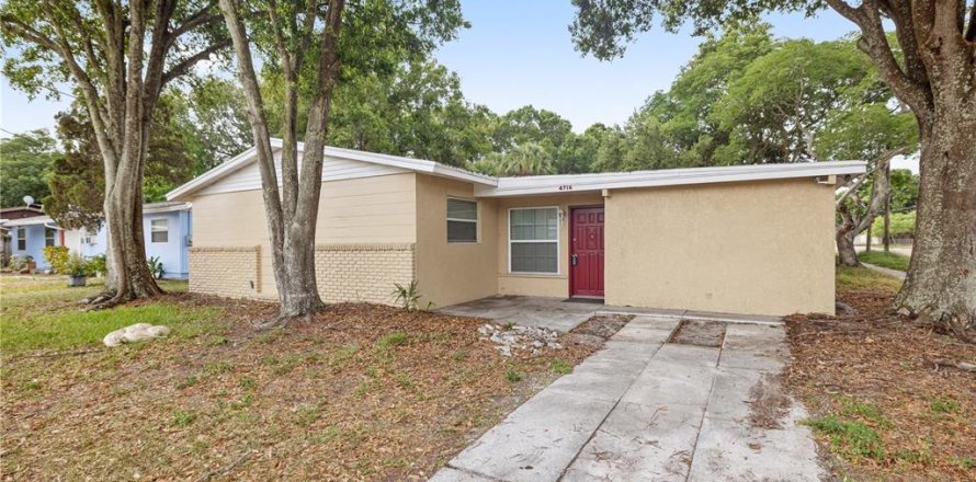 Casa en Tampa, Florida 4 dormitorios, 144.93 m2 № 1912297