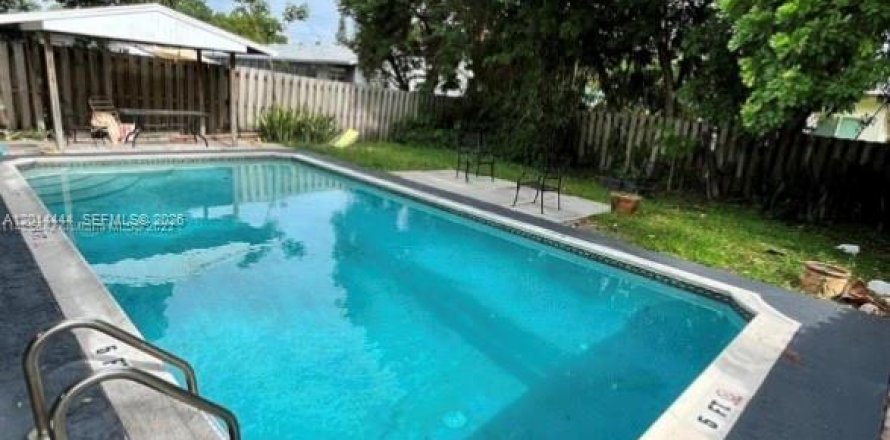 Studio in Fort Lauderdale, Florida № 2076426