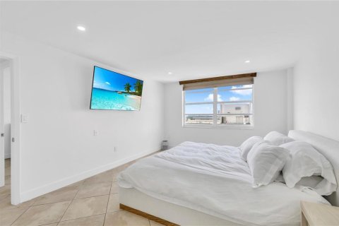 Condominio en alquiler en Aventura, Florida, 2 dormitorios, 116.87 m2 № 2083233 - foto 18