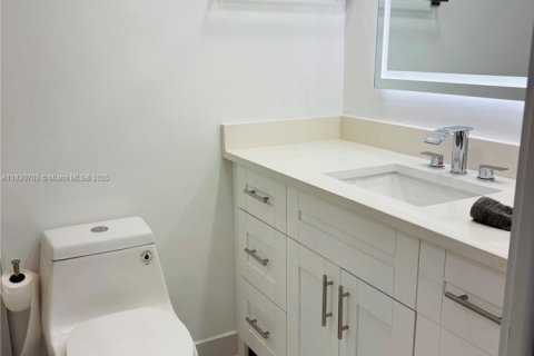 Copropriété à vendre à Deerfield Beach, Floride: 1 chambre, 66.8 m2 № 1978203 - photo 4