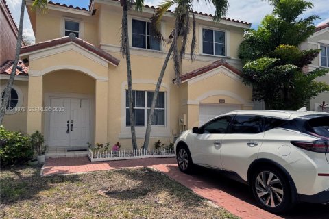 Villa ou maison à Miramar, Floride 4 chambres, 188.78 m2 № 2089154