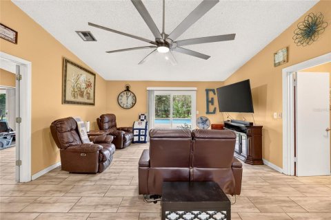 Casa en venta en Fruitland Park, Florida, 2 dormitorios, 142.7 m2 № 2273269 - foto 28