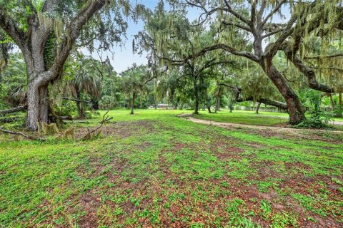 Casa en venta en Fruitland Park, Florida, 2 dormitorios, 142.7 m2 № 2273269 - foto 6