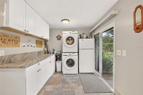 Casa en venta en Fruitland Park, Florida, 2 dormitorios, 142.7 m2 № 2273269 - foto 23