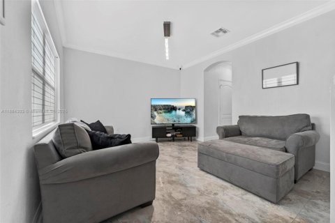 Touwnhouse à vendre à Miami Lakes, Floride: 2 chambres, 117.06 m2 № 1930264 - photo 26