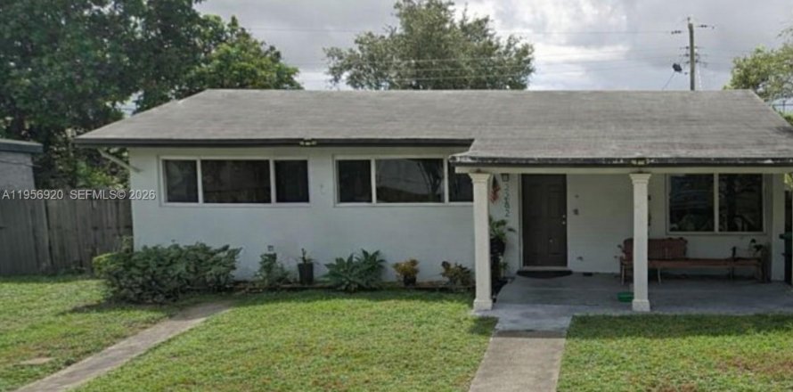 Casa en Miami Gardens, Florida 4 dormitorios, 104.05 m2 № 2010766