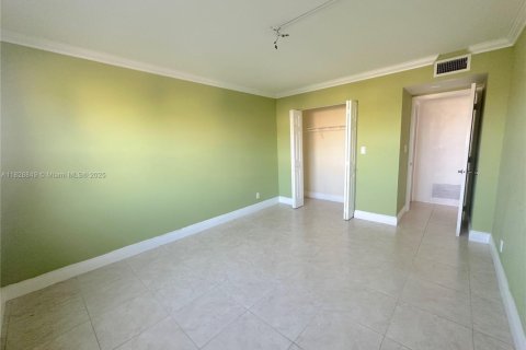 Condominio en venta en Fort Lauderdale, Florida, 1 dormitorio, 64.1 m2 № 1804414 - foto 10